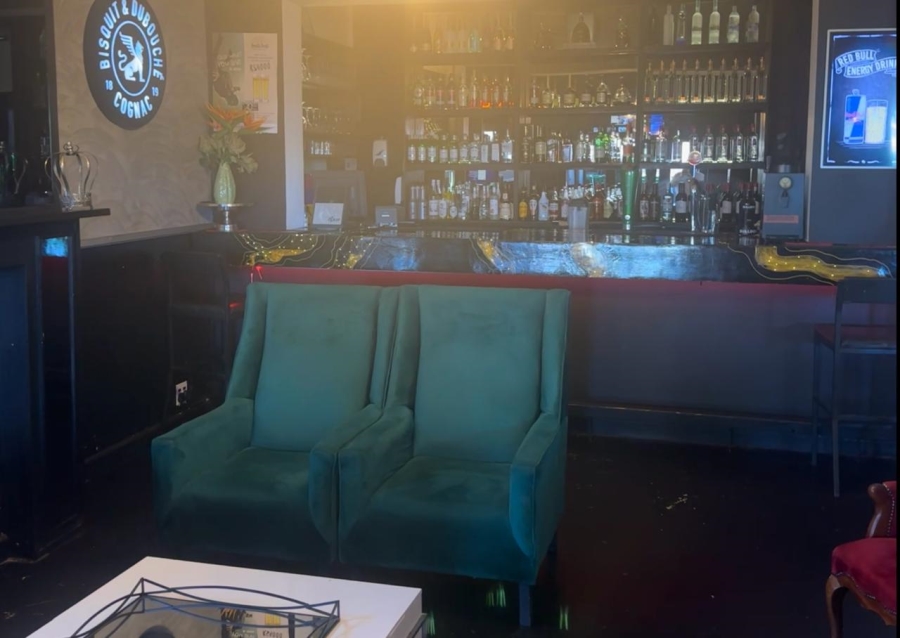 To Let commercial Property for Rent in Gardens Western Cape